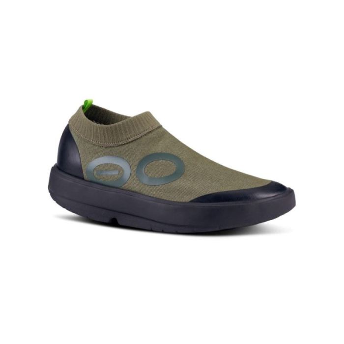 Oofos Canada Men's OOmg eeZee Mid Shoe - Black & Green