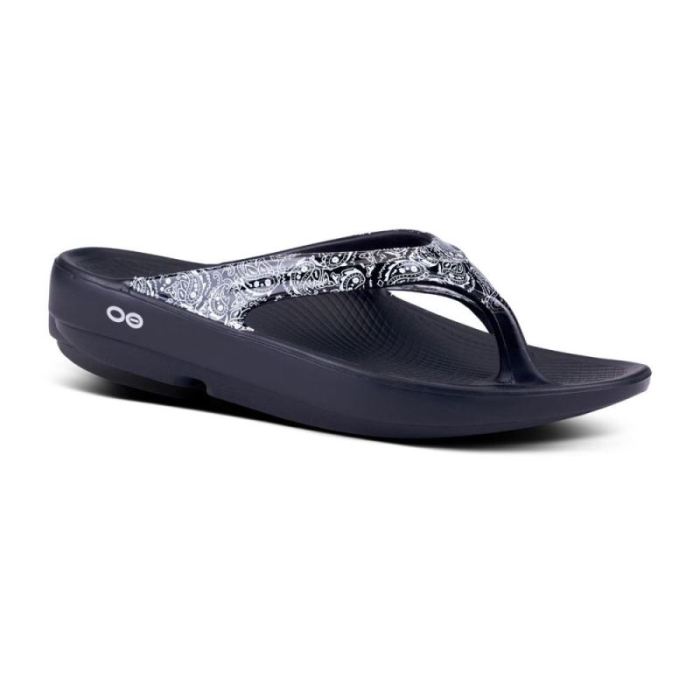 Oofos Canada Women's OOlala Limited Sandal - Black Bandana