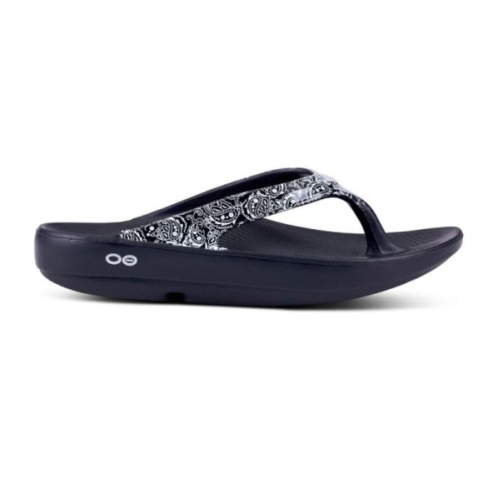 Oofos Canada Women's OOlala Limited Sandal - Black Bandana