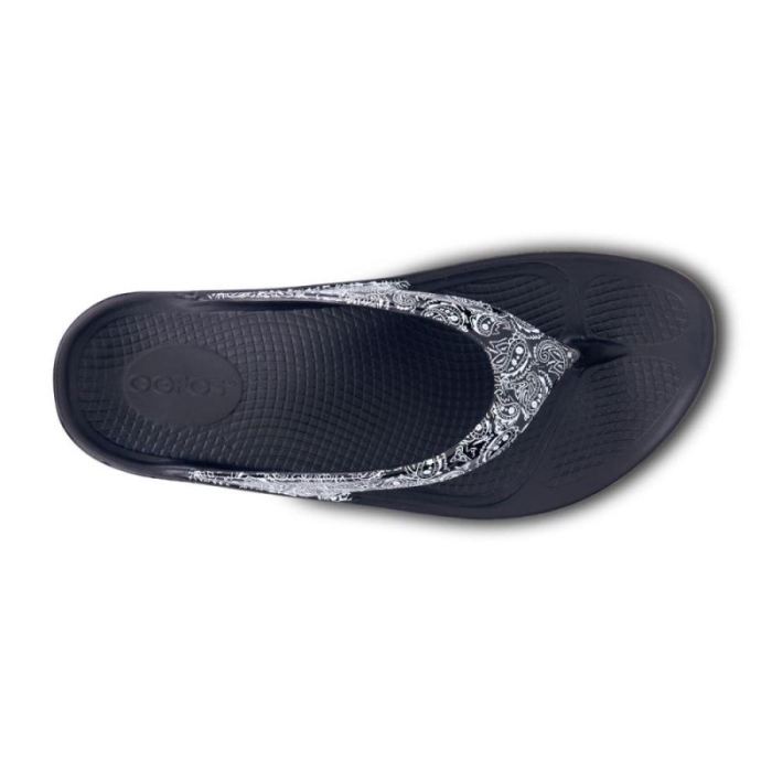 Oofos Canada Women's OOlala Limited Sandal - Black Bandana