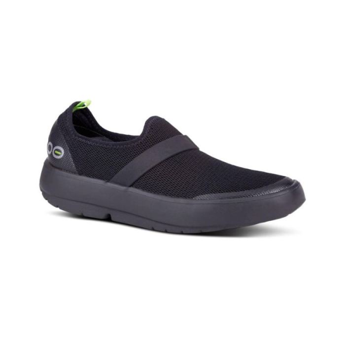 Oofos Canada Women's OOmg Low Shoe - Black