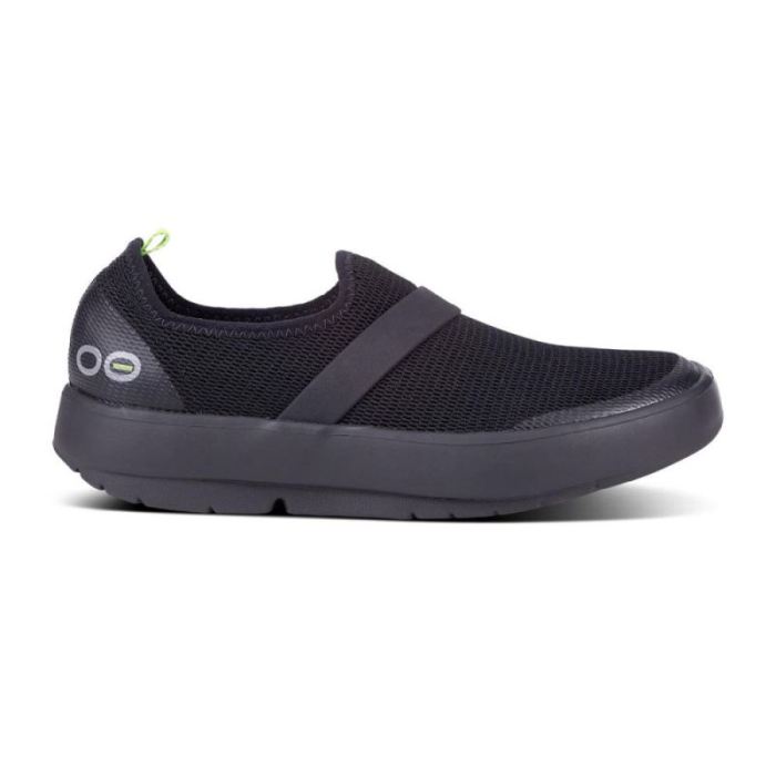 Oofos Canada Women's OOmg Low Shoe - Black