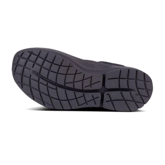 Oofos Canada Women's OOmg Low Shoe - Black