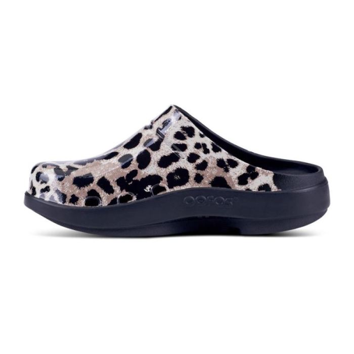 Oofos Canada Women's OOcloog Limited Edition Clog - Cheetah