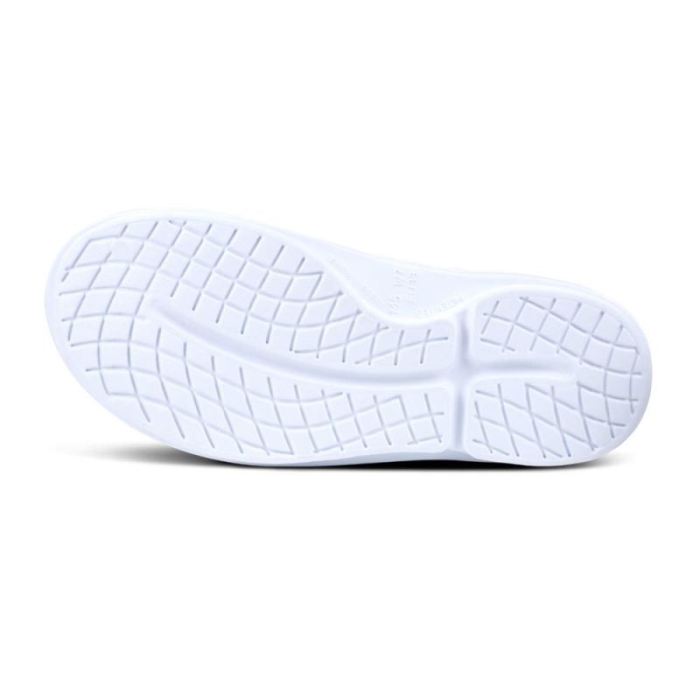 Oofos Canada Men's OOcloog Clog - White