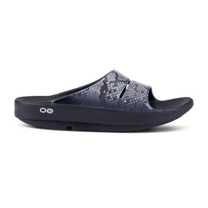 Oofos Canada Women's OOahh Luxe Slide Sandal - Snake