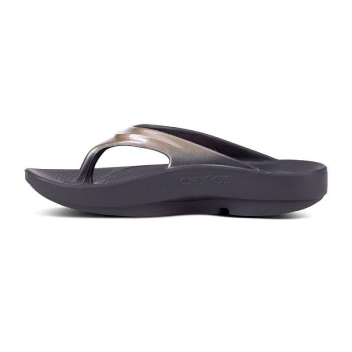 Oofos Canada Women's OOlala Luxe Sandal - Latte