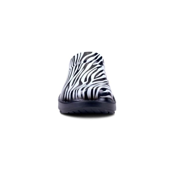 Oofos Canada Women's OOcloog Limited Edition Clog - Zebra