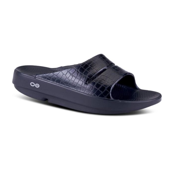 Oofos Canada Women's OOahh Luxe Slide Sandal - Black Gator