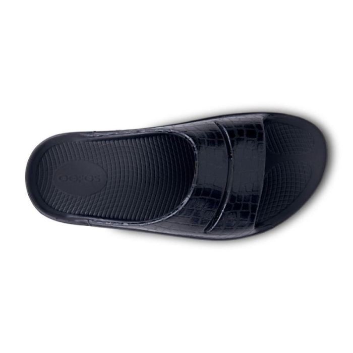 Oofos Canada Women's OOahh Luxe Slide Sandal - Black Gator