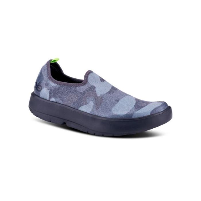 Oofos Canada Women's OOmg eeZee Low Shoe - Black Camo