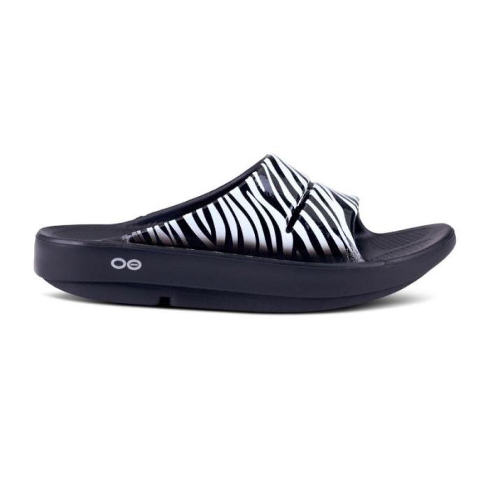 Oofos Canada Women's OOahh Luxe Slide Sandal - Zebra