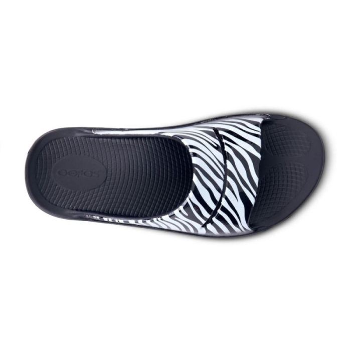 Oofos Canada Women's OOahh Luxe Slide Sandal - Zebra