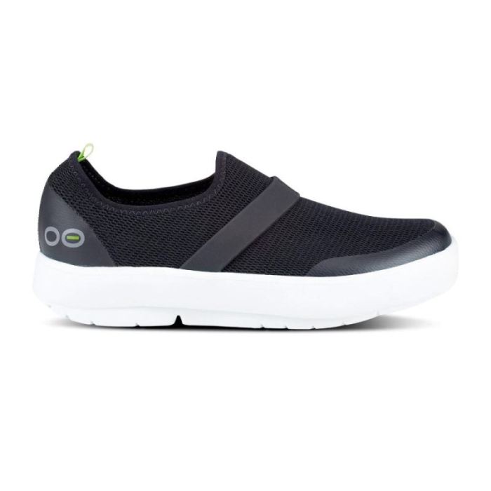 Oofos Canada Women's OOmg Low Shoe - White Black