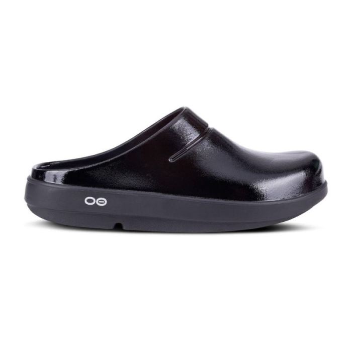 Oofos Canada Women's OOcloog Luxe Clog - Black