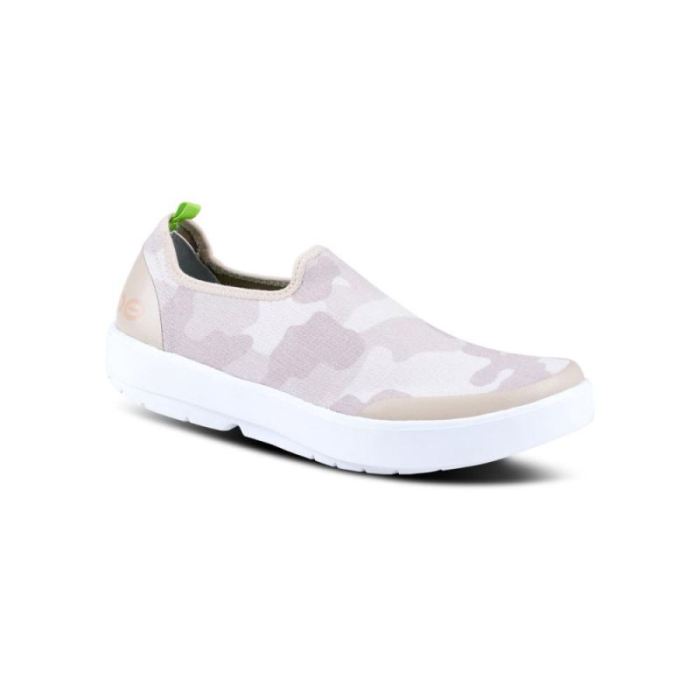 Oofos Canada Women's OOmg eeZee Low Shoe - Tan Camo