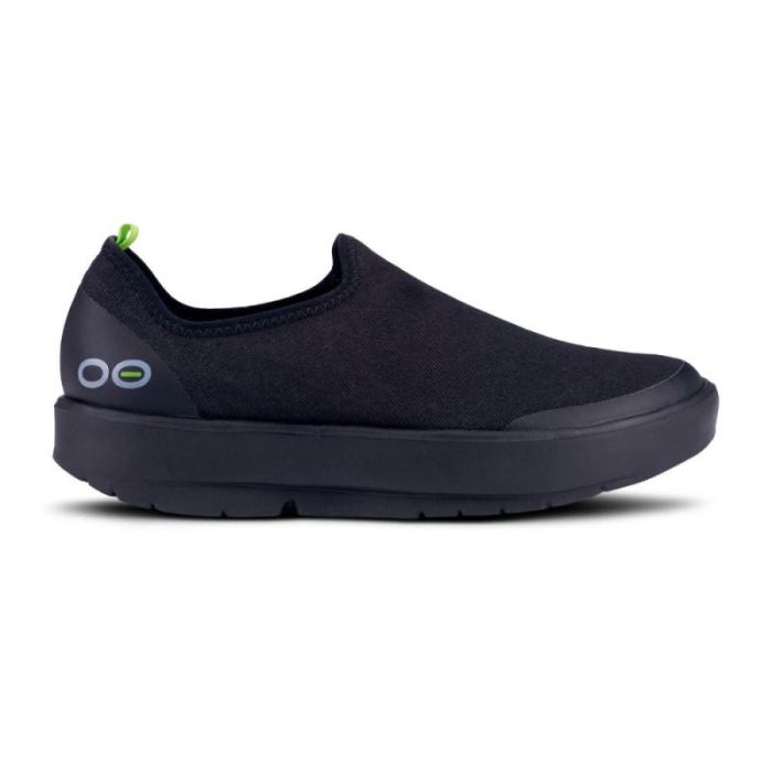 Oofos Canada Women's OOmg eeZee Low Shoe - Black