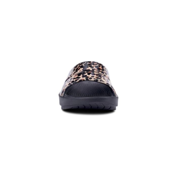 Oofos Canada Women's OOahh Luxe Slide Sandal - Leopard