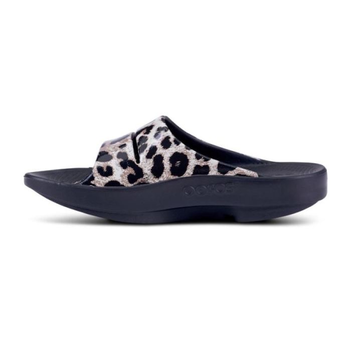 Oofos Canada Women's OOahh Luxe Slide Sandal - Cheetah