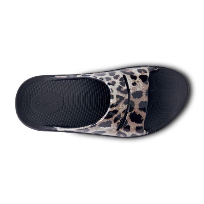 Oofos Canada Women's OOahh Luxe Slide Sandal - Cheetah