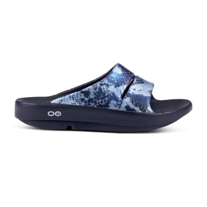 Oofos Canada Women's OOahh Luxe Slide Sandal - Metallic Blue Snake