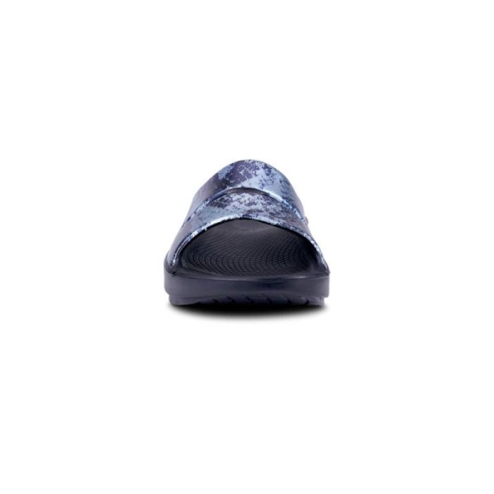 Oofos Canada Women's OOahh Luxe Slide Sandal - Metallic Blue Snake