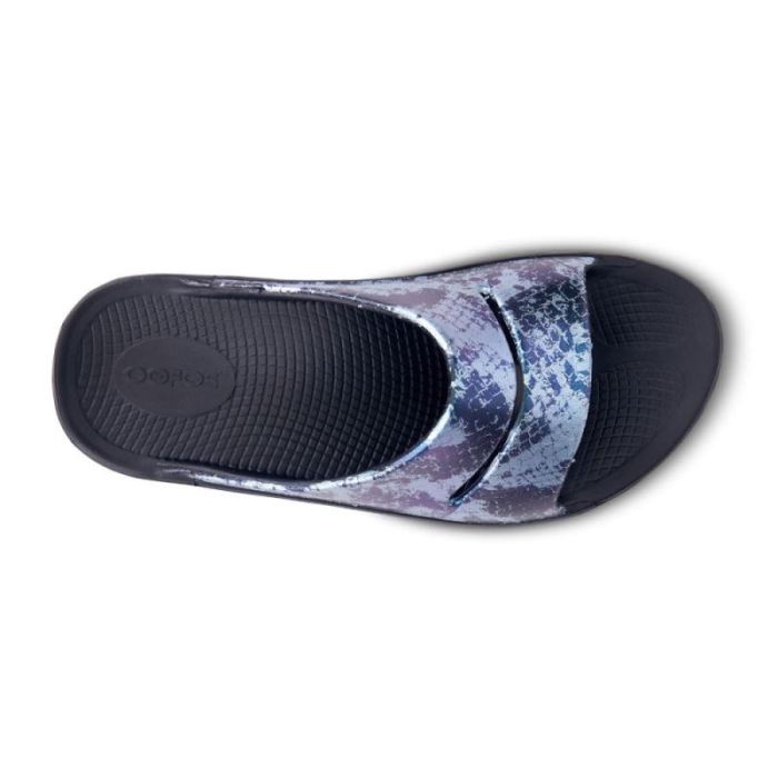 Oofos Canada Women's OOahh Luxe Slide Sandal - Metallic Blue Snake