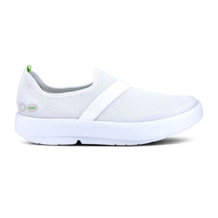 Oofos Canada Women's OOmg Low Shoe - White