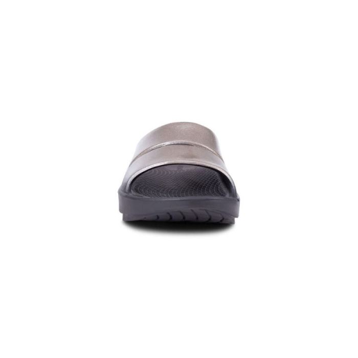 Oofos Canada Women's OOahh Luxe Slide Sandal - Latte