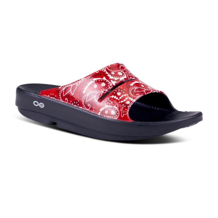 Oofos Canada Women's OOahh Luxe Slide Sandal - Red Bandana