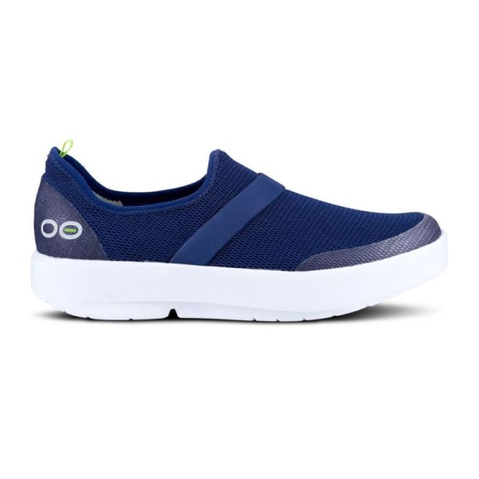 Oofos Canada Women's OOmg Low Shoe - White Navy