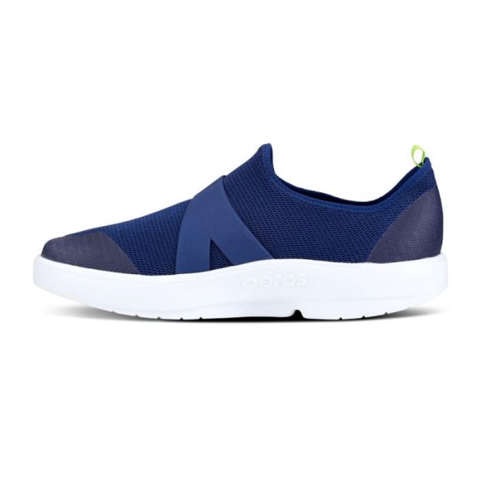 Oofos Canada Men's OOmg Low Shoe - White & Navy