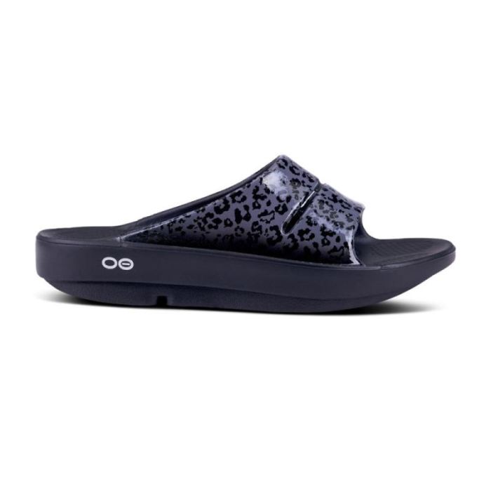 Oofos Canada Women's OOahh Luxe Slide Sandal - Gray Leopard