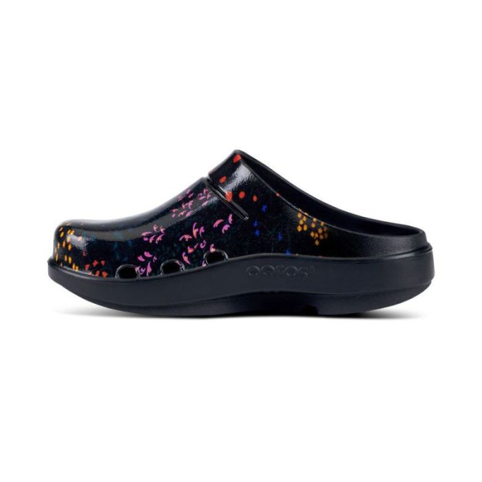 Oofos Canada Women'S Oocloog Limited Edition Clog - Wild Flower