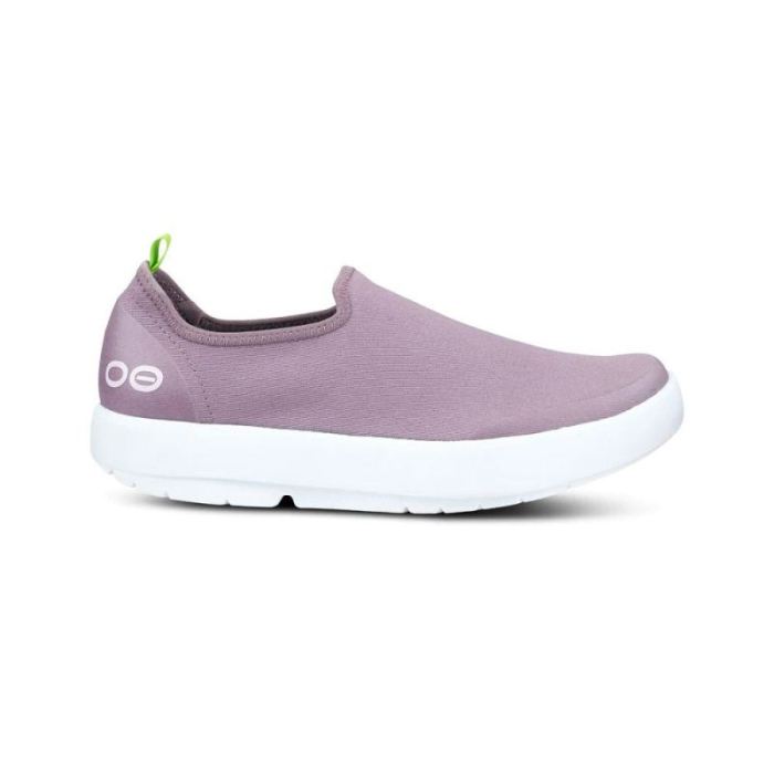 OOFOS CANADA WOMEN'S OOMG EEZEE LOW SHOE - MAUVE