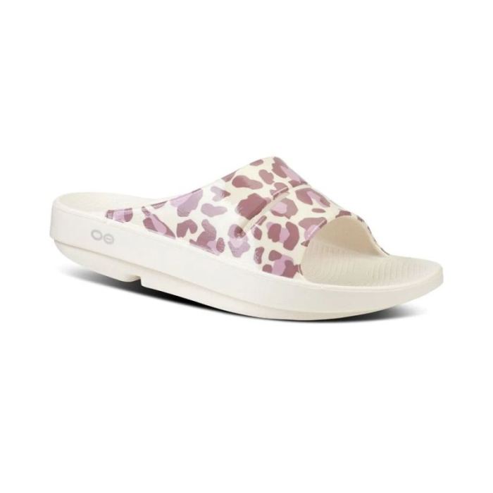 OOFOS CANADA WOMEN'S OOAHH LIMITED SLIDE SANDAL - ROSE LEOPARD